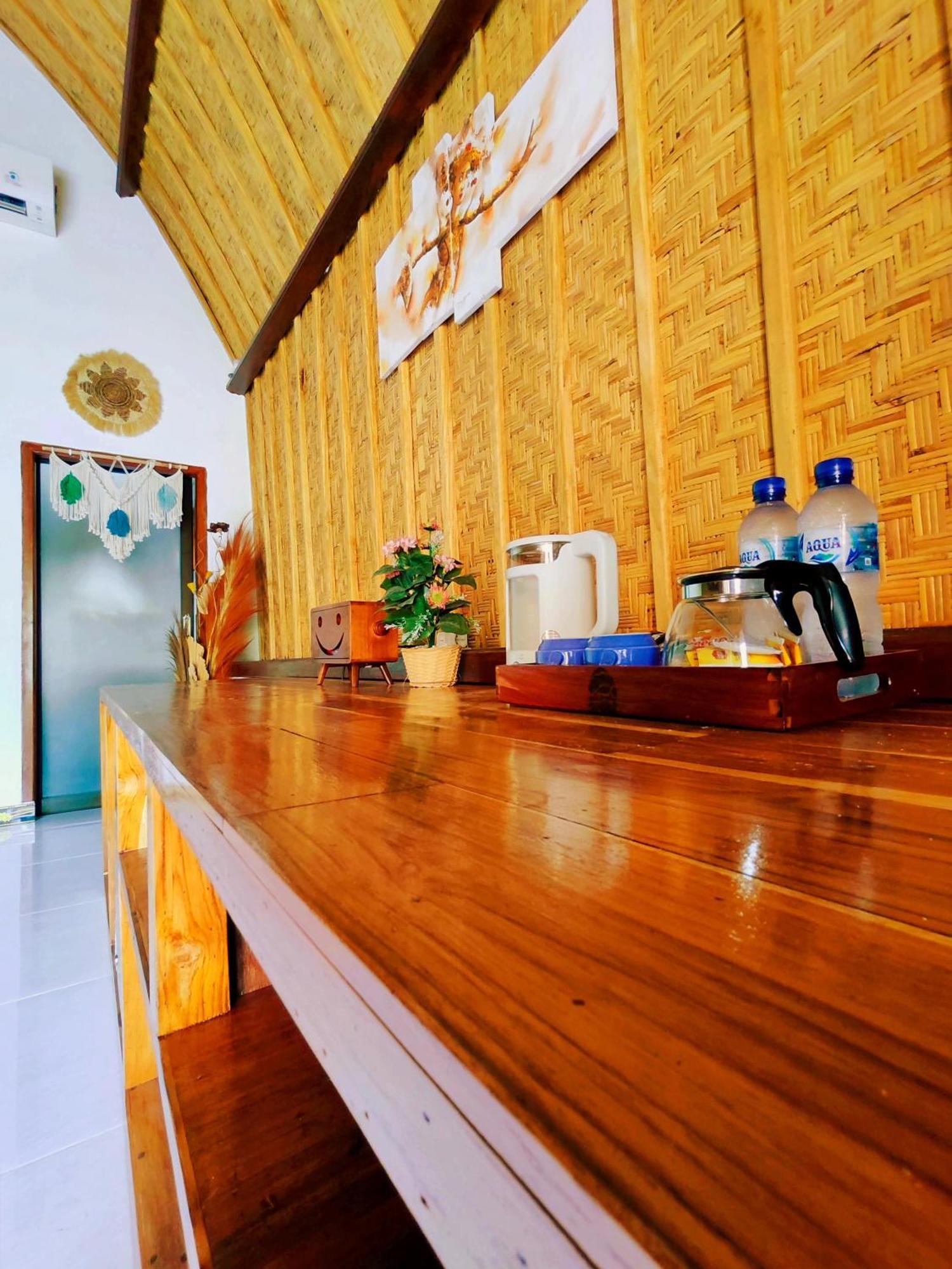 Meket Bungalows Toyapakeh Экстерьер фото
