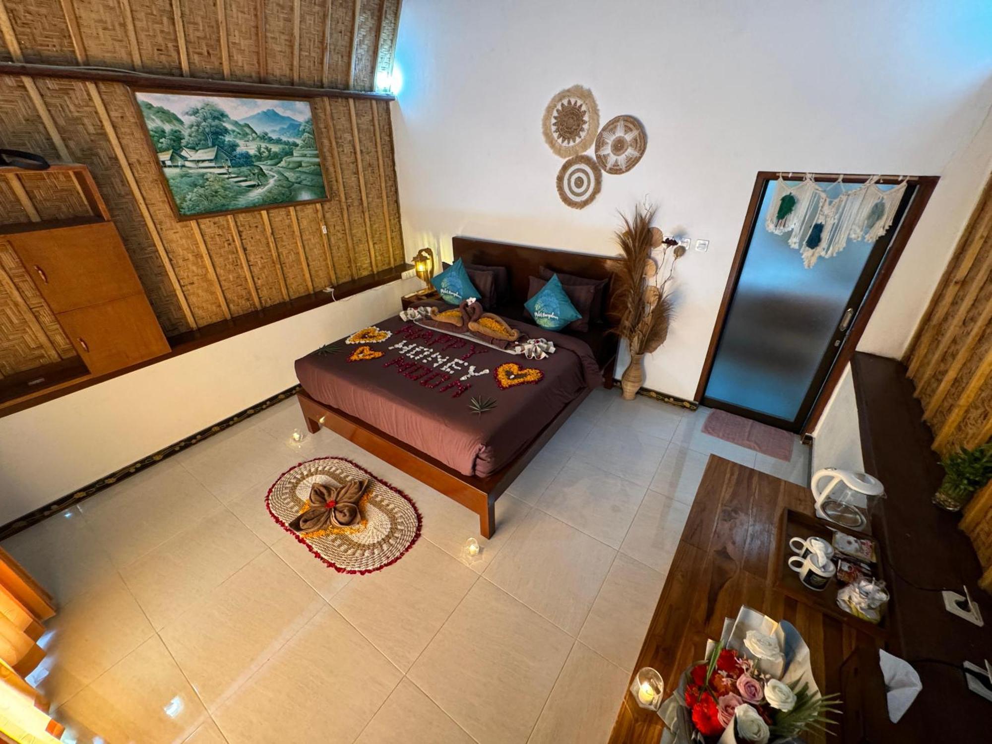Meket Bungalows Toyapakeh Экстерьер фото