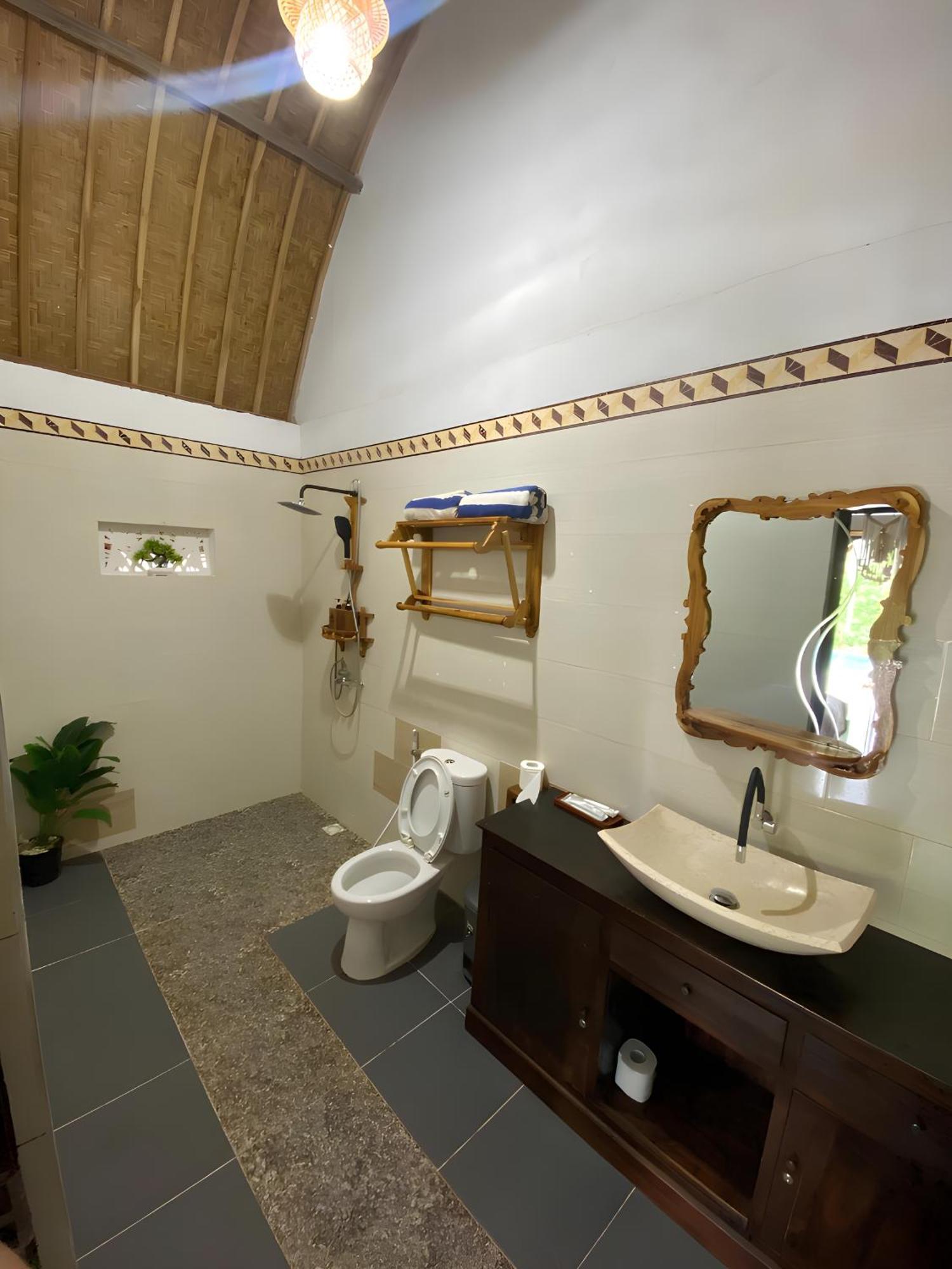 Meket Bungalows Toyapakeh Экстерьер фото