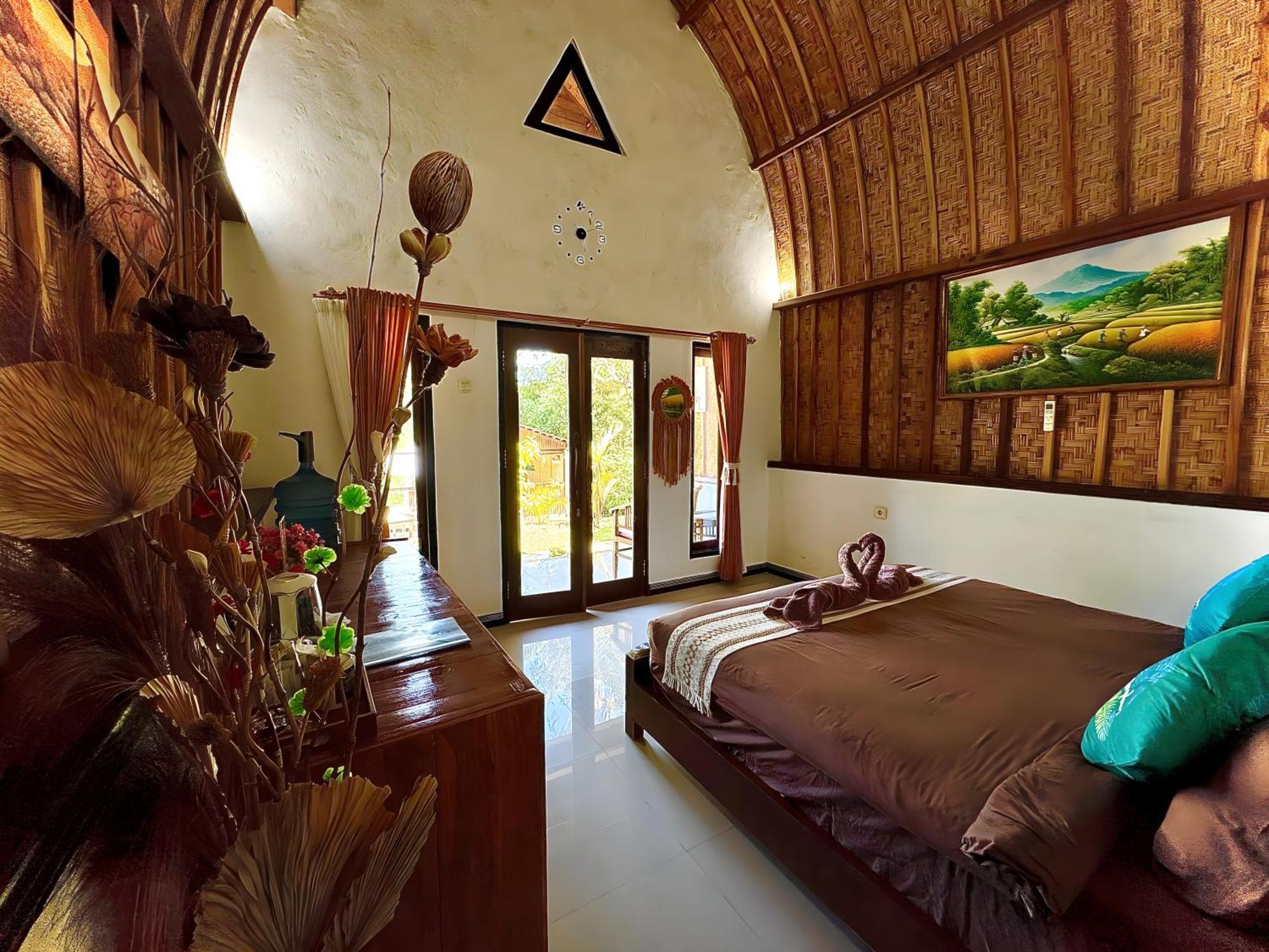 Meket Bungalows Toyapakeh Экстерьер фото