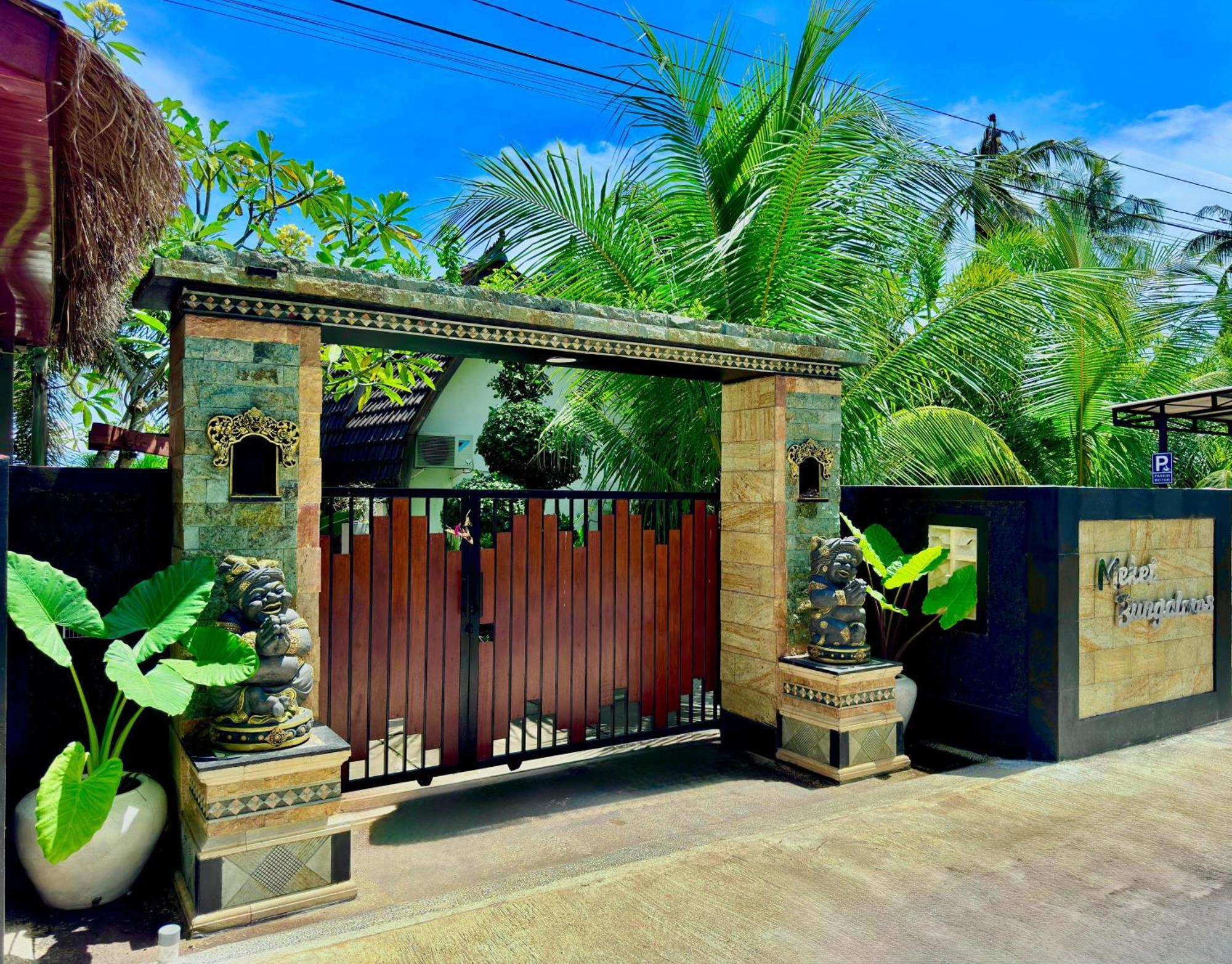 Meket Bungalows Toyapakeh Экстерьер фото