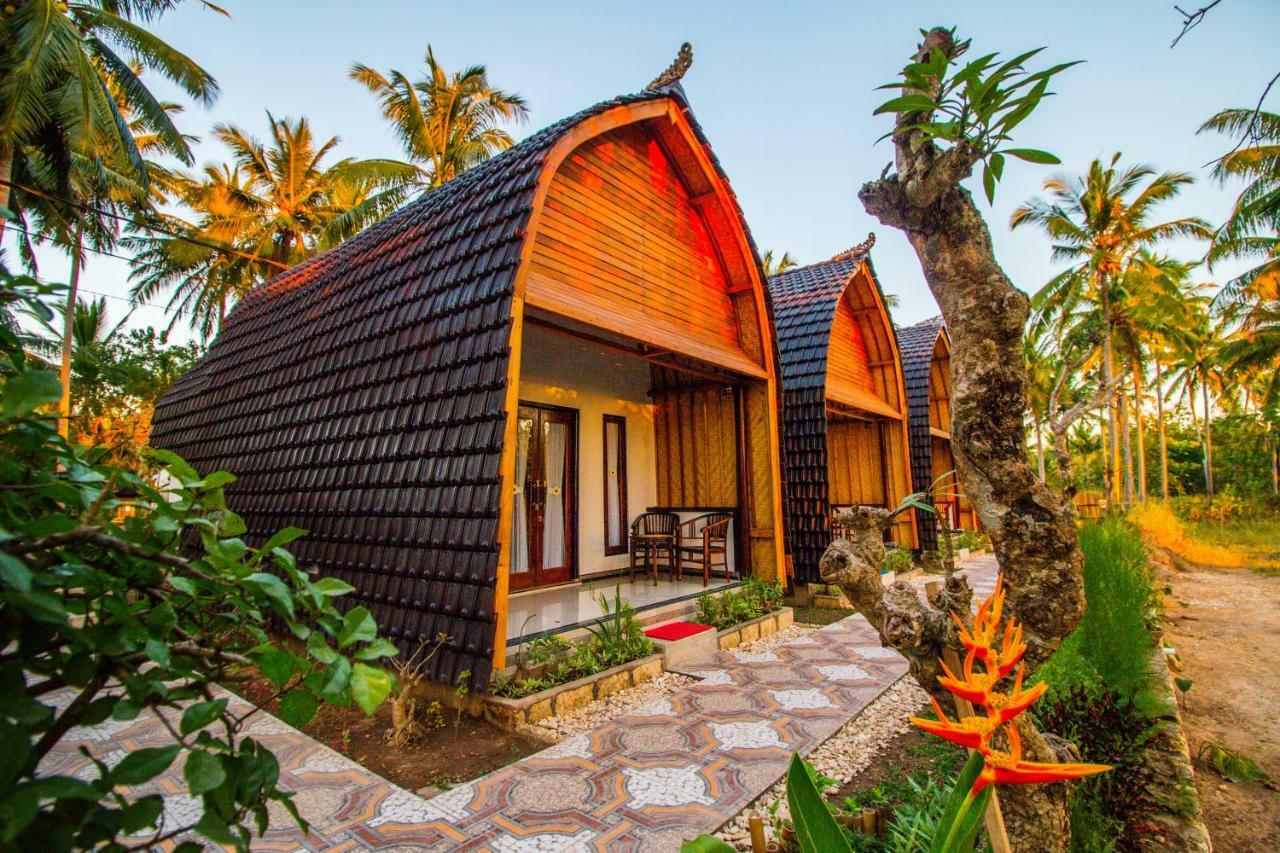 Meket Bungalows Toyapakeh Экстерьер фото