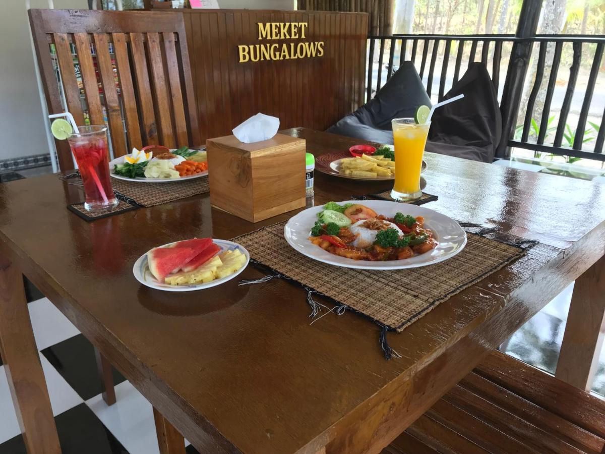 Meket Bungalows Toyapakeh Экстерьер фото